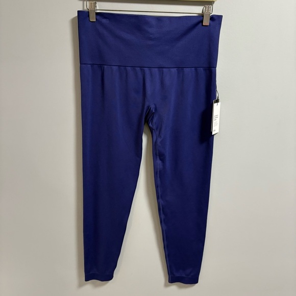 Knix - Good To Go Seamless Leggings - Picture 1 of 7